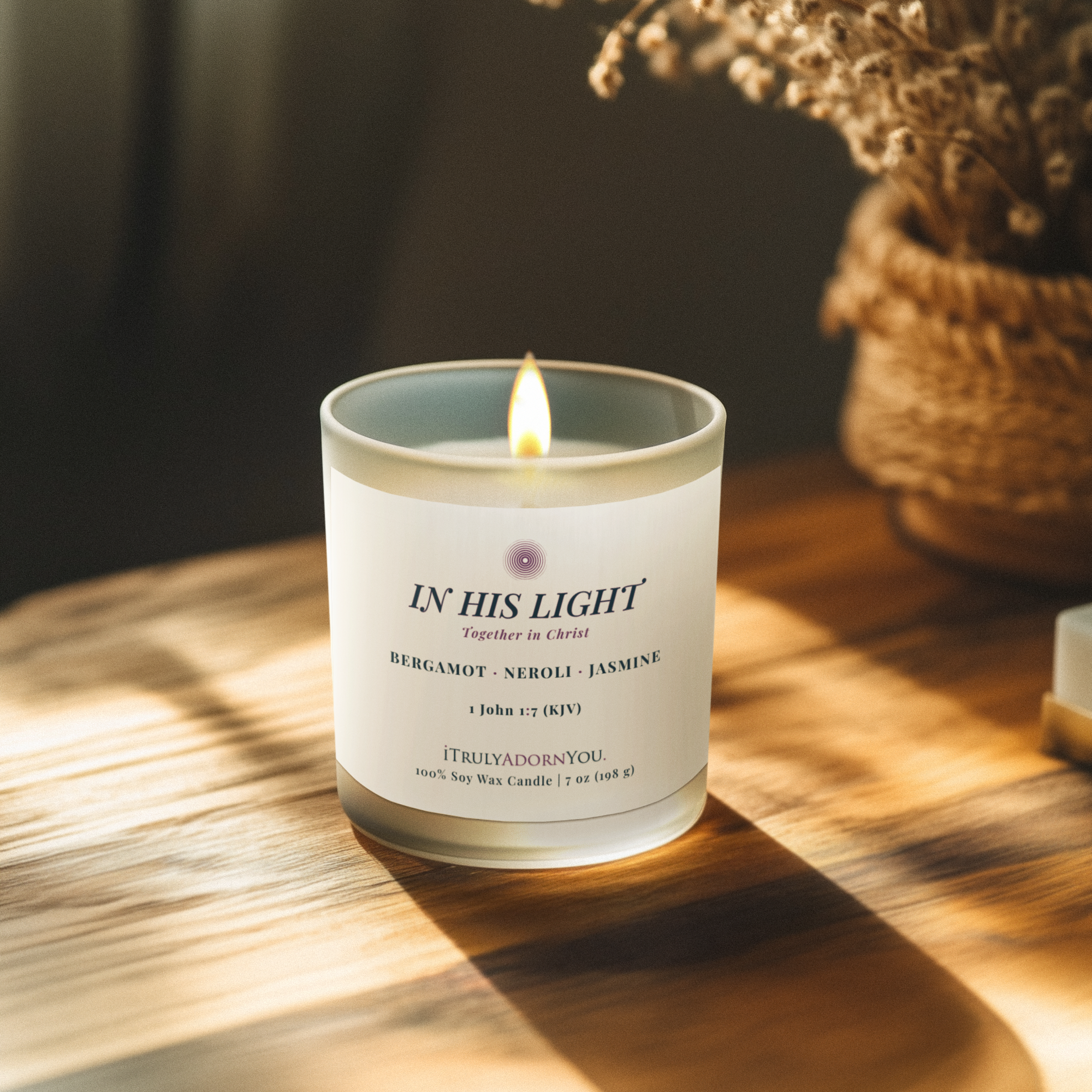 iTAY In His Light 7 oz Candle Image